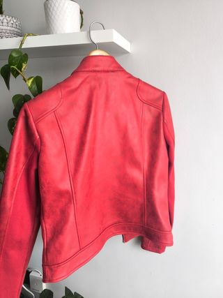Cazadora Desigual roja piel