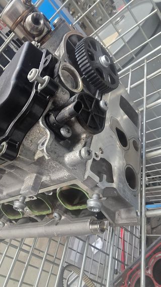 Motor usado con pocos kilómetros.. culata completa