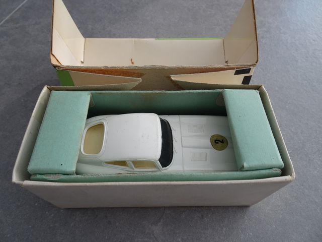 Coche Scalextric Jaguar E