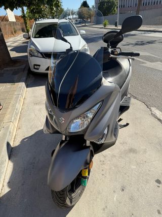 Suzuki Burgman 125 ABS 2017 Recién revisada