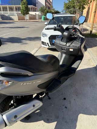 Suzuki Burgman 125 ABS 2017 Recién revisada