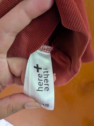 Sudadera C&A NYC Believe The Hype Granate