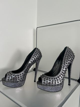 Zapatos Steve Madden Talla 39 Tachuelas