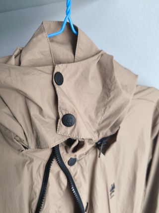 Chubasquero largo beige