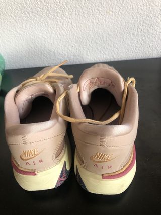 Zapatillas Baloncesto Nike Beige/Oro