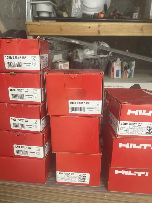 Tornillos Hilti  de 25-35-45
La caja  a 8,50€