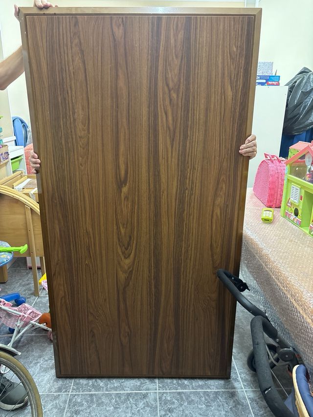 6 Sillas de Comedor y mesa extensible