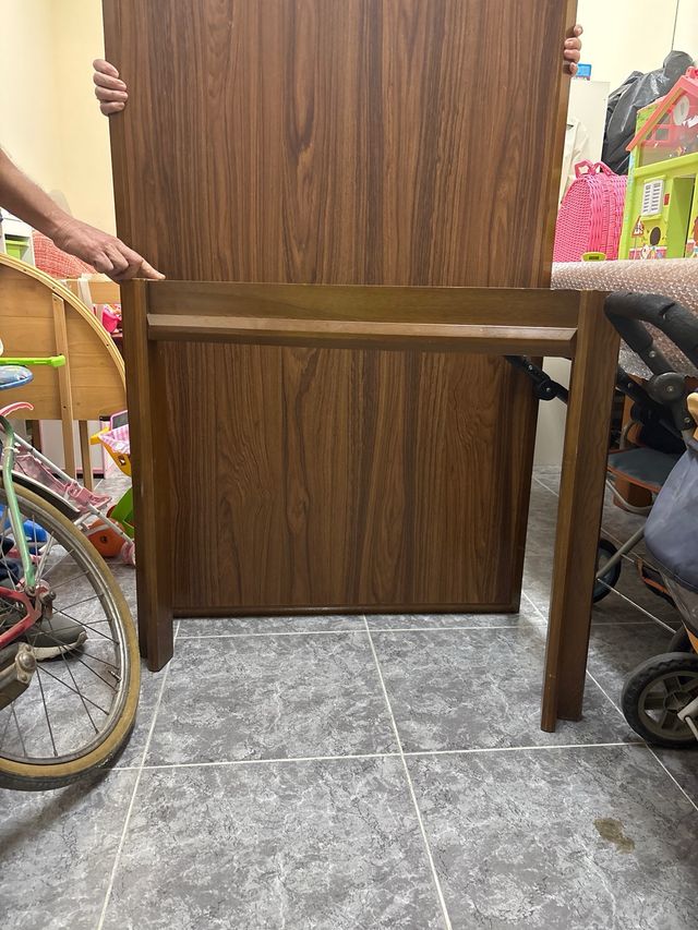 6 Sillas de Comedor y mesa extensible