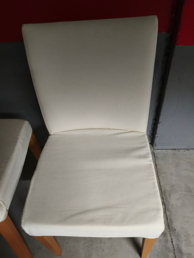 Conjunto 4 sillas blancas tapizadas madera