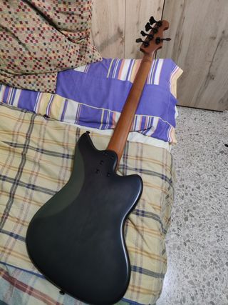 Bajo zurdo Maruszczyk Mopped B 5P (NEGOCIABLE)