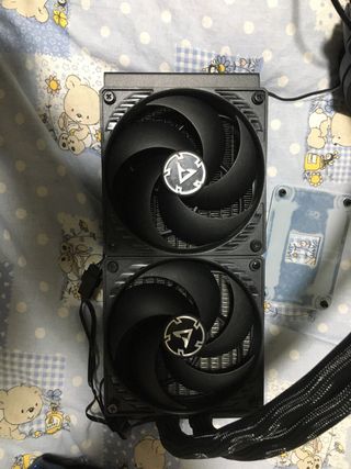 Arctic Liquid Freezer III 240 Black