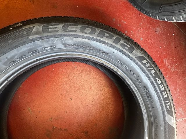 Neumáticos 235/55 R18