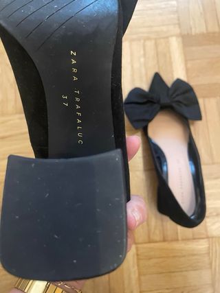 Zapatos Zara negros lazo tacón terciopelo talla 37