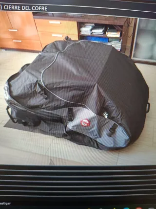 Cofre de tela para coche.