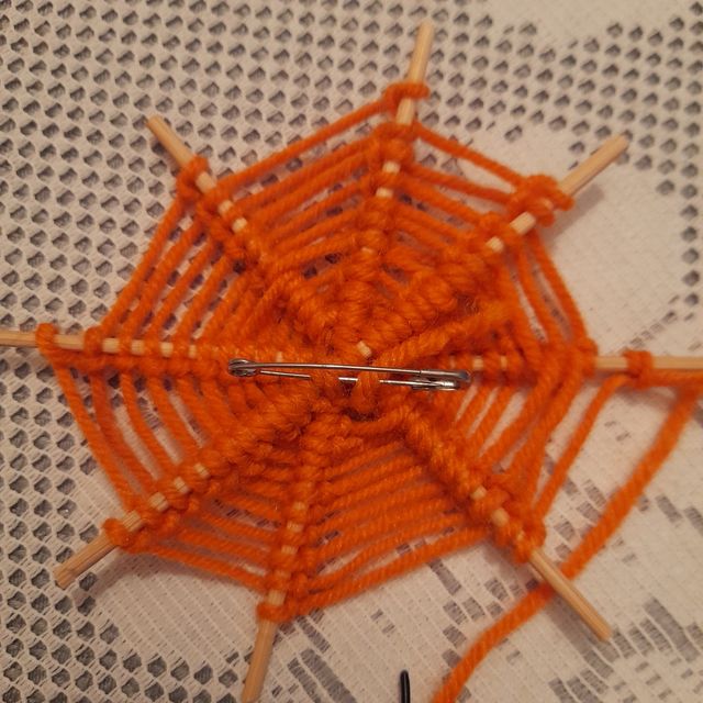 Cerchietto e spilla per Halloween