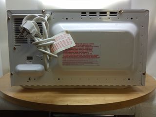 Microondas Sharp R-204 Blanco