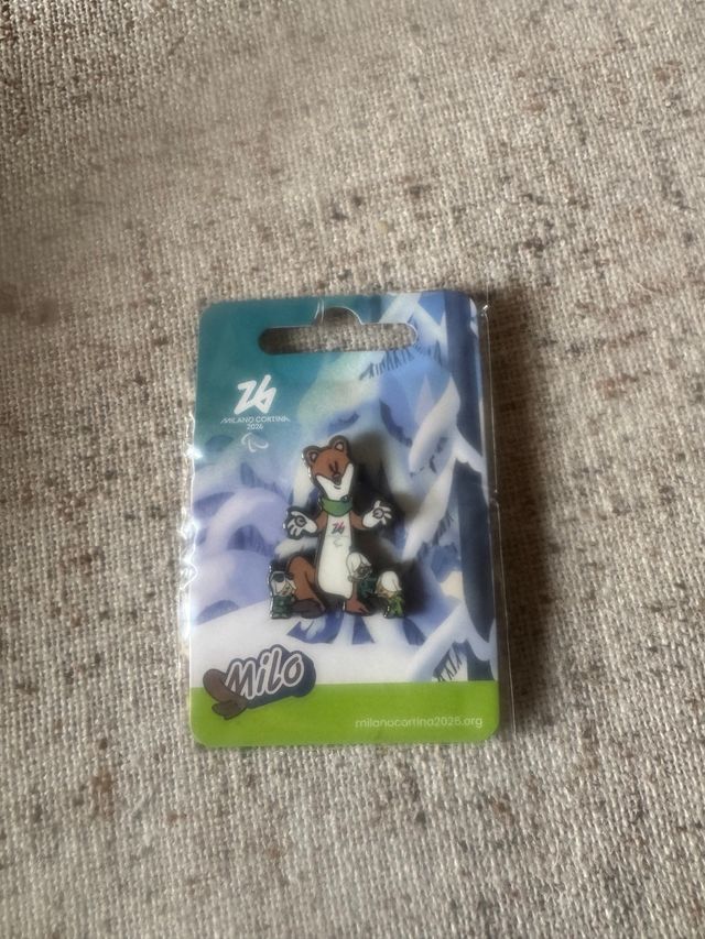 Spilla Milano Cortina 2026 Milo