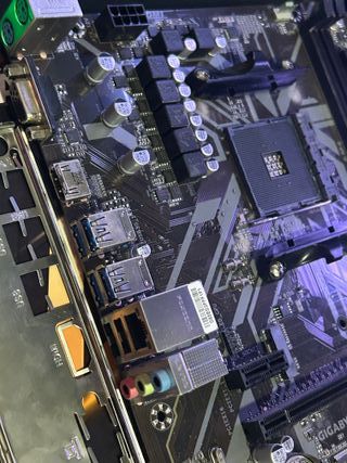 Placa Base Gigabyte B450M H AM4