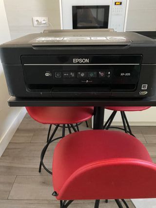 Impresora Epson XP-205 Negra
2 cartuchos extra