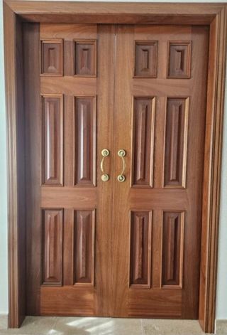 Puertas dobles corredera de madera.