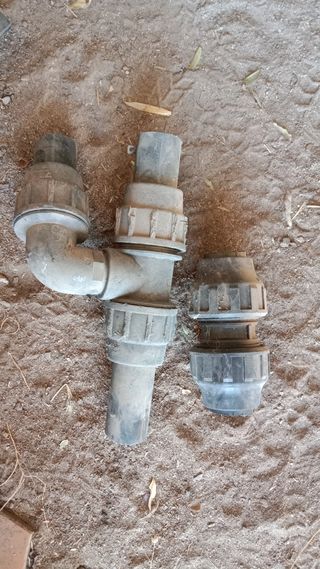 Tubería y accesorios de fontanería