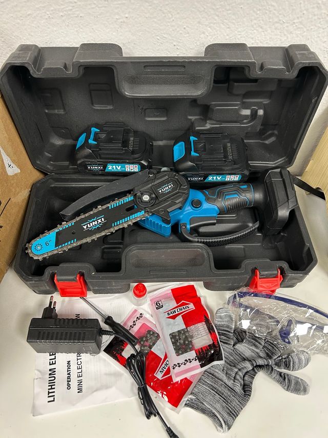 Mini motosega elettrica a batteria 21V