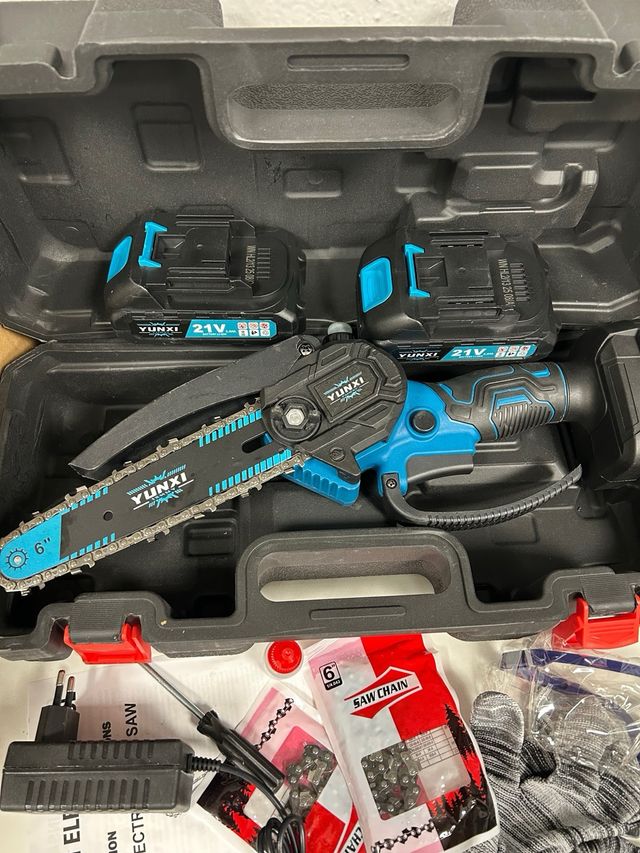 Mini motosega elettrica a batteria 21V