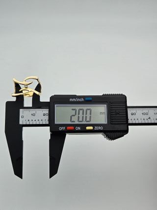 Anillo Oro 18K, Diseño Abstracto Diamante, T-23