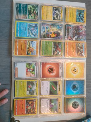 155 Cromos Pokémon + 2 Álbumes