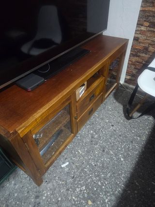 Mueble TV madera y cristal