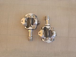 Pedales Shimano XT