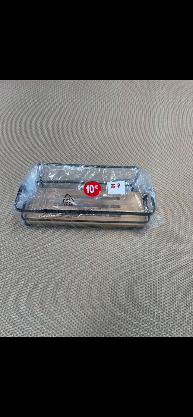 Prateleira de chuveiro Bestdon sem broca. Ref. 57