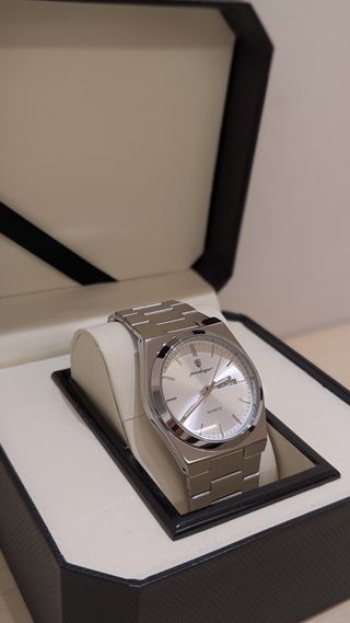 Reloj Poedagar Plata Nuevo