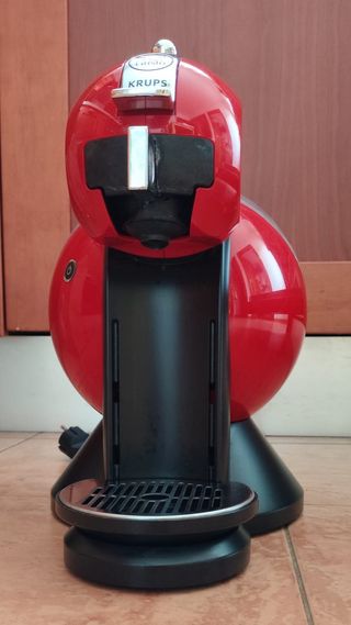 Cafetera Nescafé Dolce Gusto KP2106. Buen estado