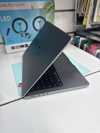 MacBook Pro M1 Pro 2021 16GB 512GB