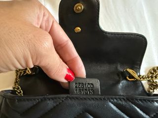 Bolso mini de piel Gucci Marmont negro