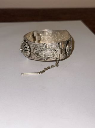 Braccialetto con ciondolo vintage Retró