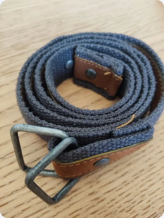 Cinturón Pull&Bear Gris