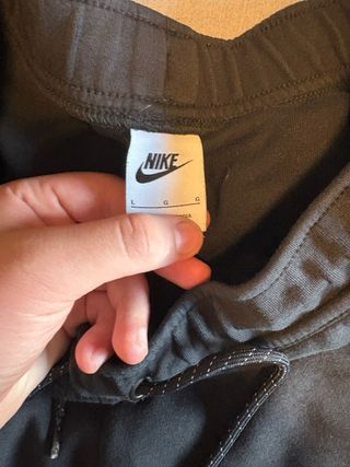 Conjunto Nike Tech Fleece Gris y Negro