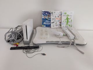Consola Wii Completa + Balance Board + 3 Juegos