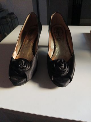 Zapatos de tacón negros talla 37