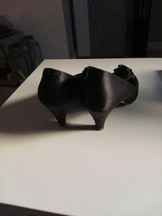 Zapatos de tacón negros talla 37