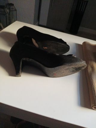 Zapatos de tacón negros talla 37