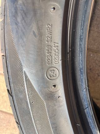 2 Neumáticos Bridgestone Dueler Spot 255/45 R20