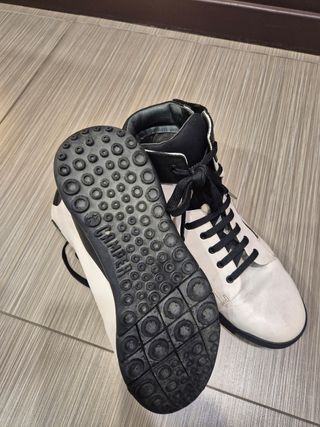 Botines Camper Blanco y Negro