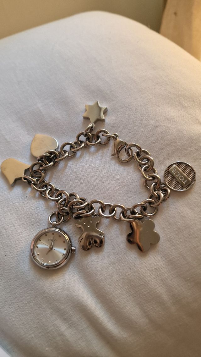 Reloj Tous con pulsera y charms
