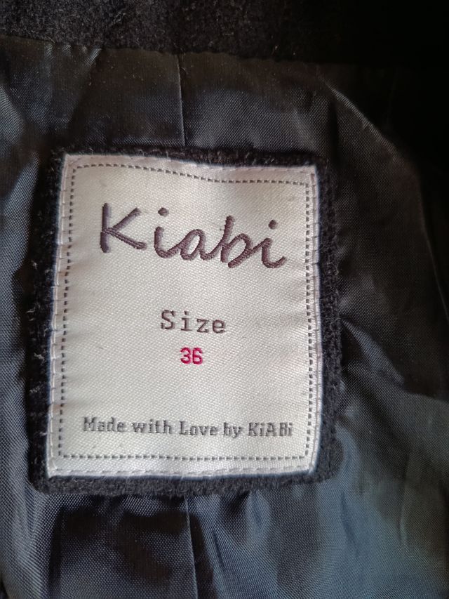 Abrigo Kiabi negro Talla S  Perfecto estado