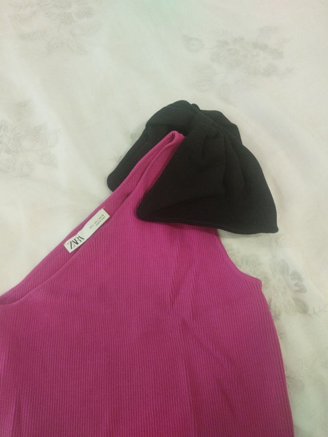 Top asimétrico buganvilla