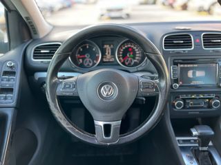 Volkswagen Golf VI / 1.6 TDI / DSG