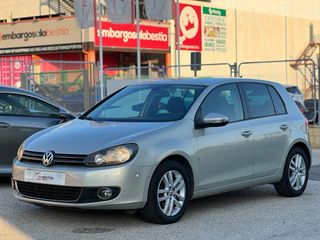 Volkswagen Golf VI / 1.6 TDI / DSG